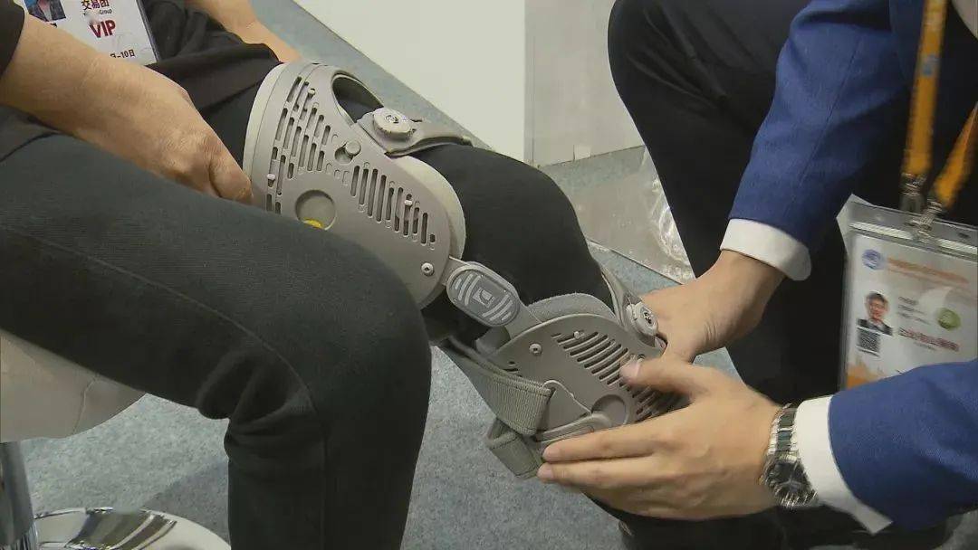 康复辅具进社区，温暖服务零距离——记包头市残疾人辅助器具社区服务新实践