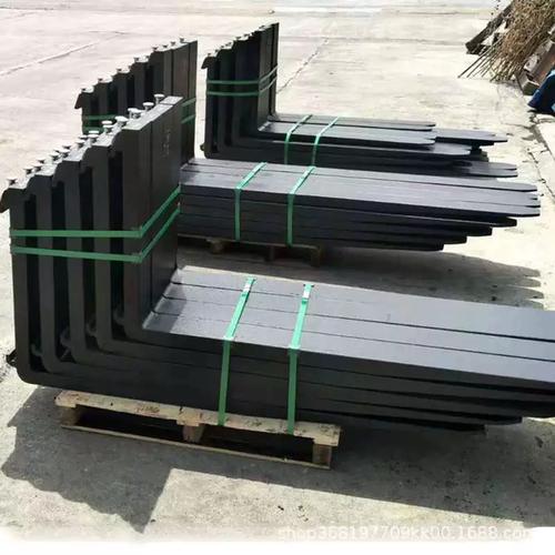 简单通用的叉车辅具叉齿货叉套 工厂叉车货叉加长套 3 4 5吨货叉